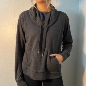 BCG Large Long Sleeve Pullover